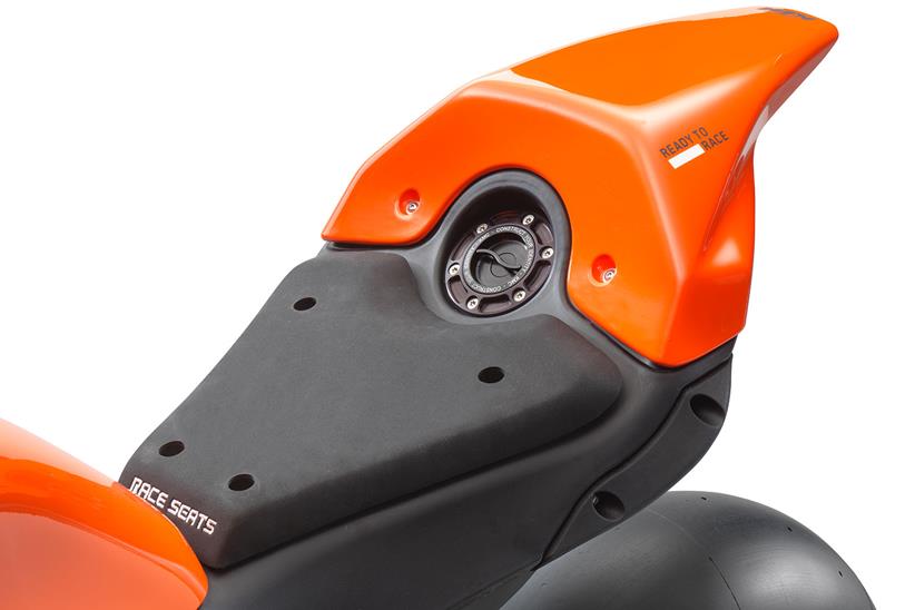 KTM RC 8C seat unit and fuel cap