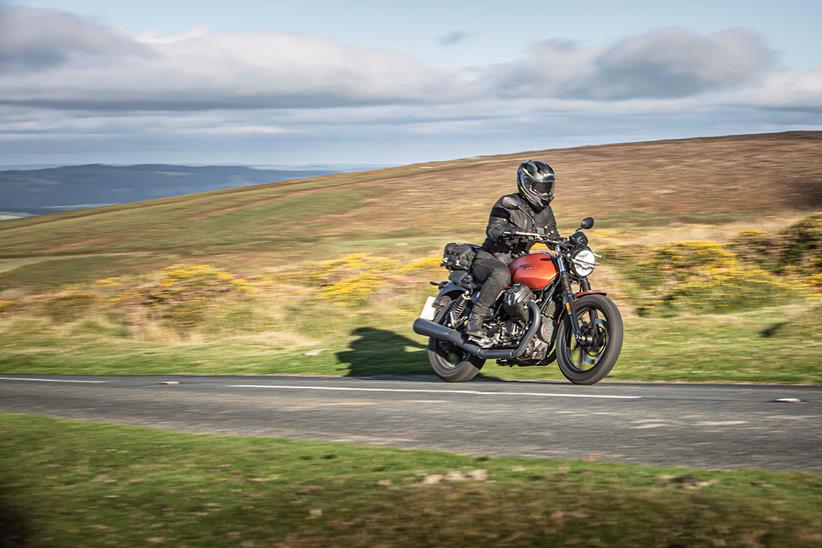 A ride through Dartmoor for the Moto Guzzi V7