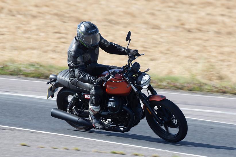 Moto Guzzi V7 Stone on track