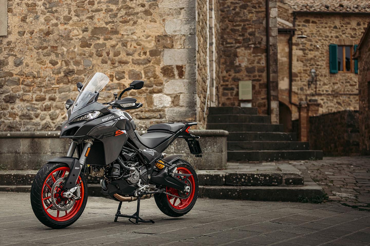 2022 ducati multistrada 950