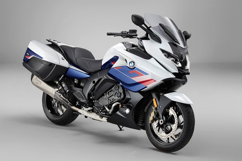 BMW's K1600 tourers get ultra-modern dash, suspension and more