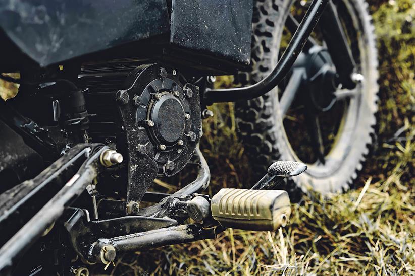 Chunky controls on the Opibus electric bike