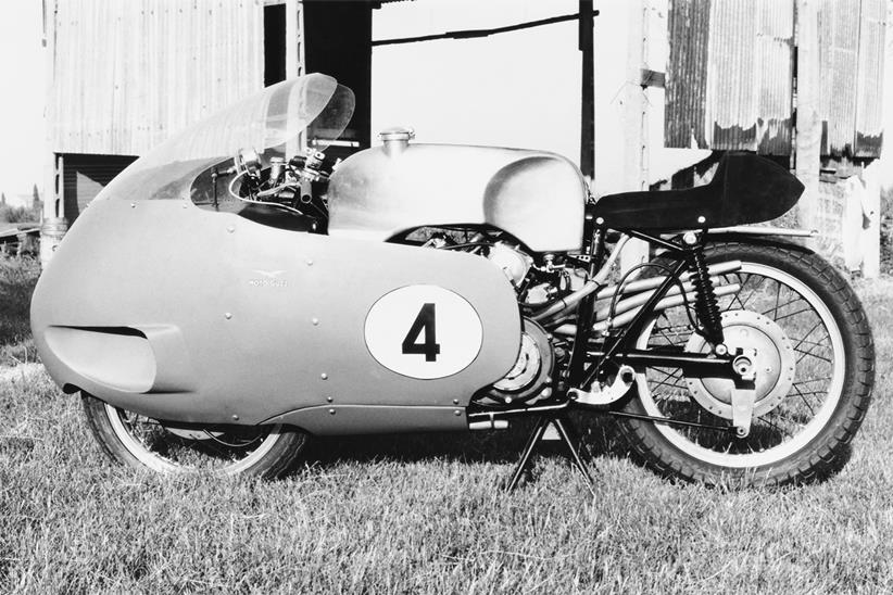 Moto Guzzi V8 Otto racer