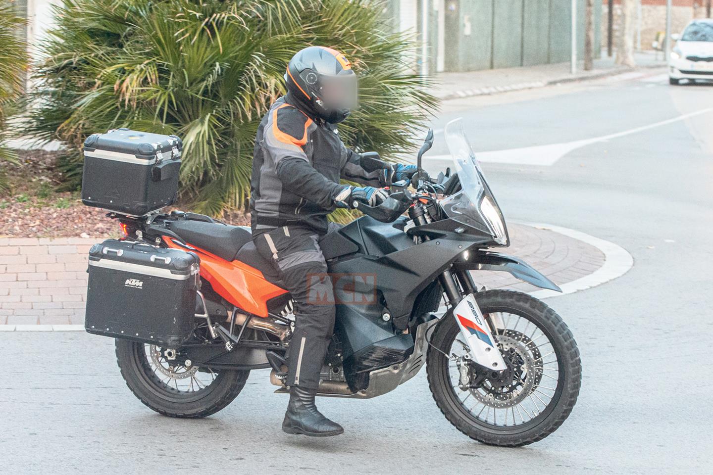 Ktm adventure online 890 s