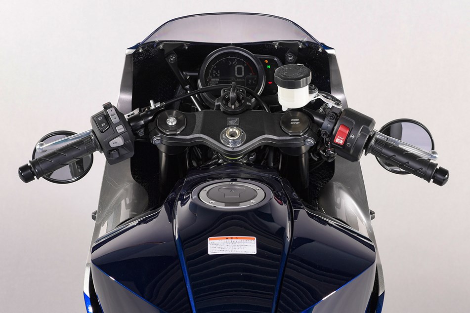 Honda Hawk 11: Rocking new café racer revives the spirit of the 60s