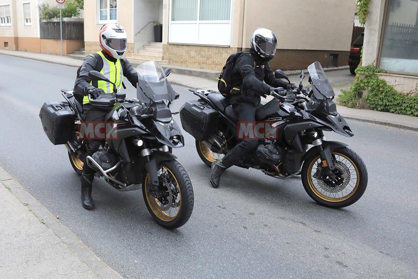 BMW R1300GS front ends