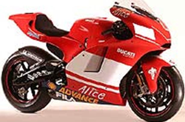 Ducati reveals 2004 Desmosedici | MCN